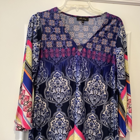 Melissa Paige Dress Size Medium Multicolored Floral Present Long Sleeves V-Neck - Picture 2 of 12
